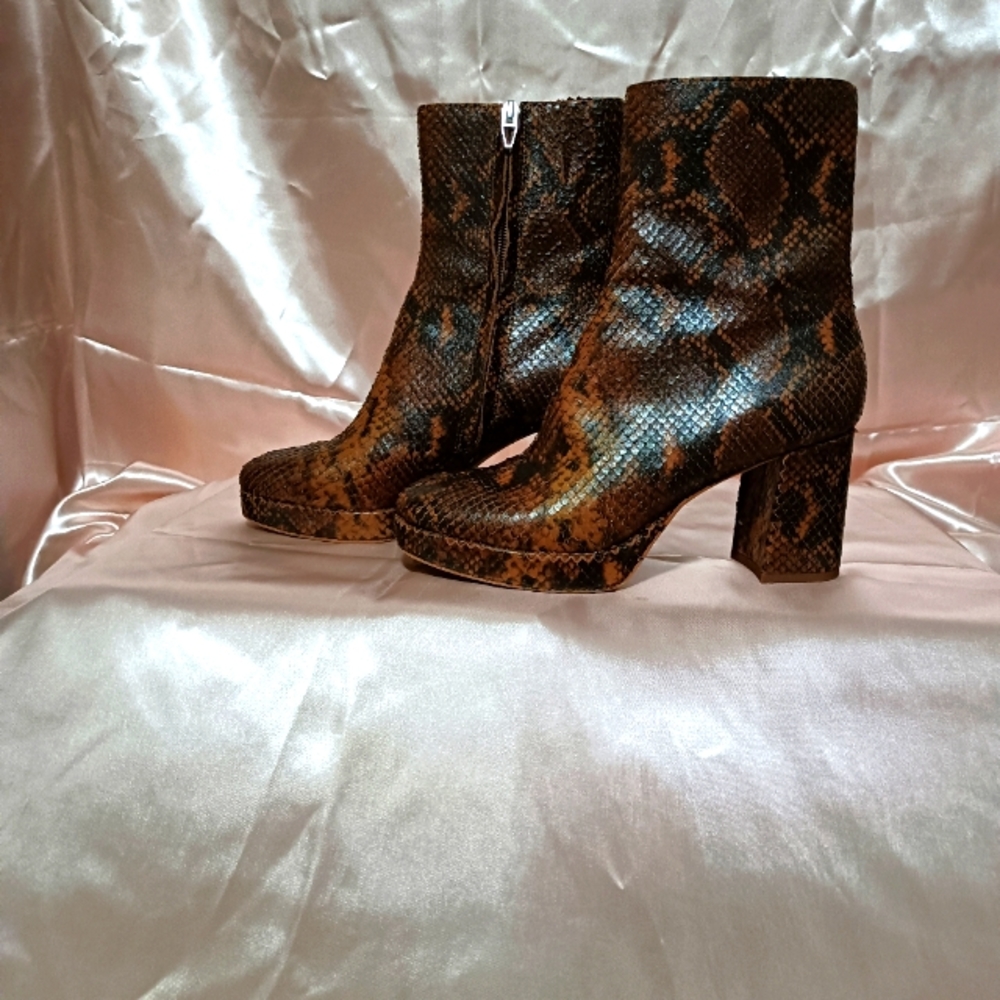Snake skin ankle boot